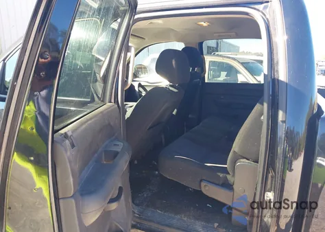 2011 Chevrolet Silverado 1500 Ls z USA, uszkodzony, nr VIN 3GCPKREA9BG167468